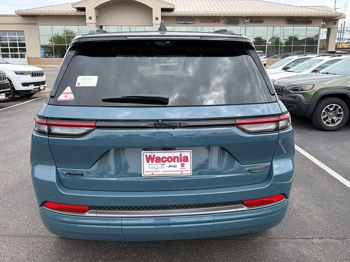 New 2026 Steel Blue Exterior Paint Jeep Summit image 6