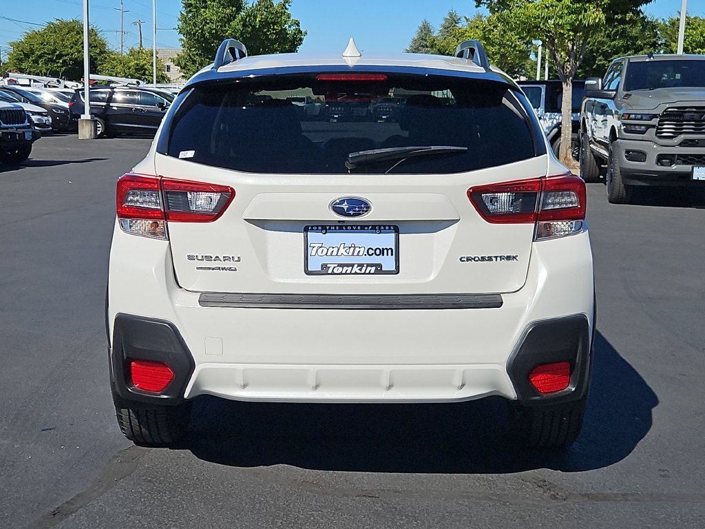 Used 2022 White Subaru Premium image 5