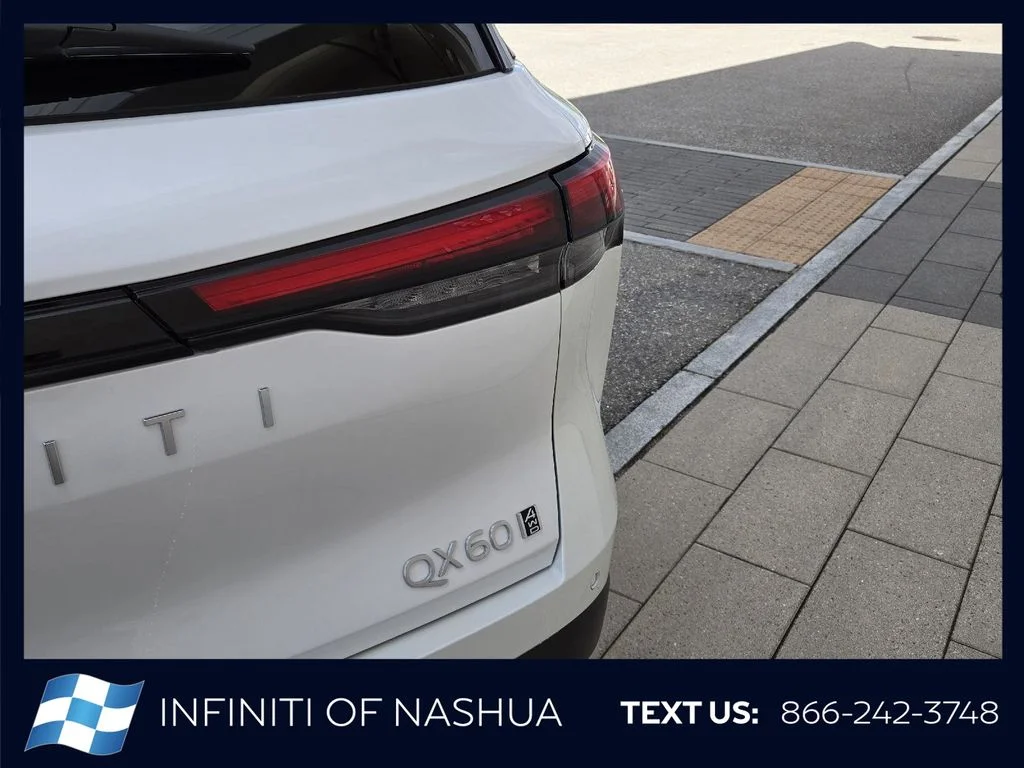 New 2027 RADIANT WHITE INFINITI Luxe AWD image 13