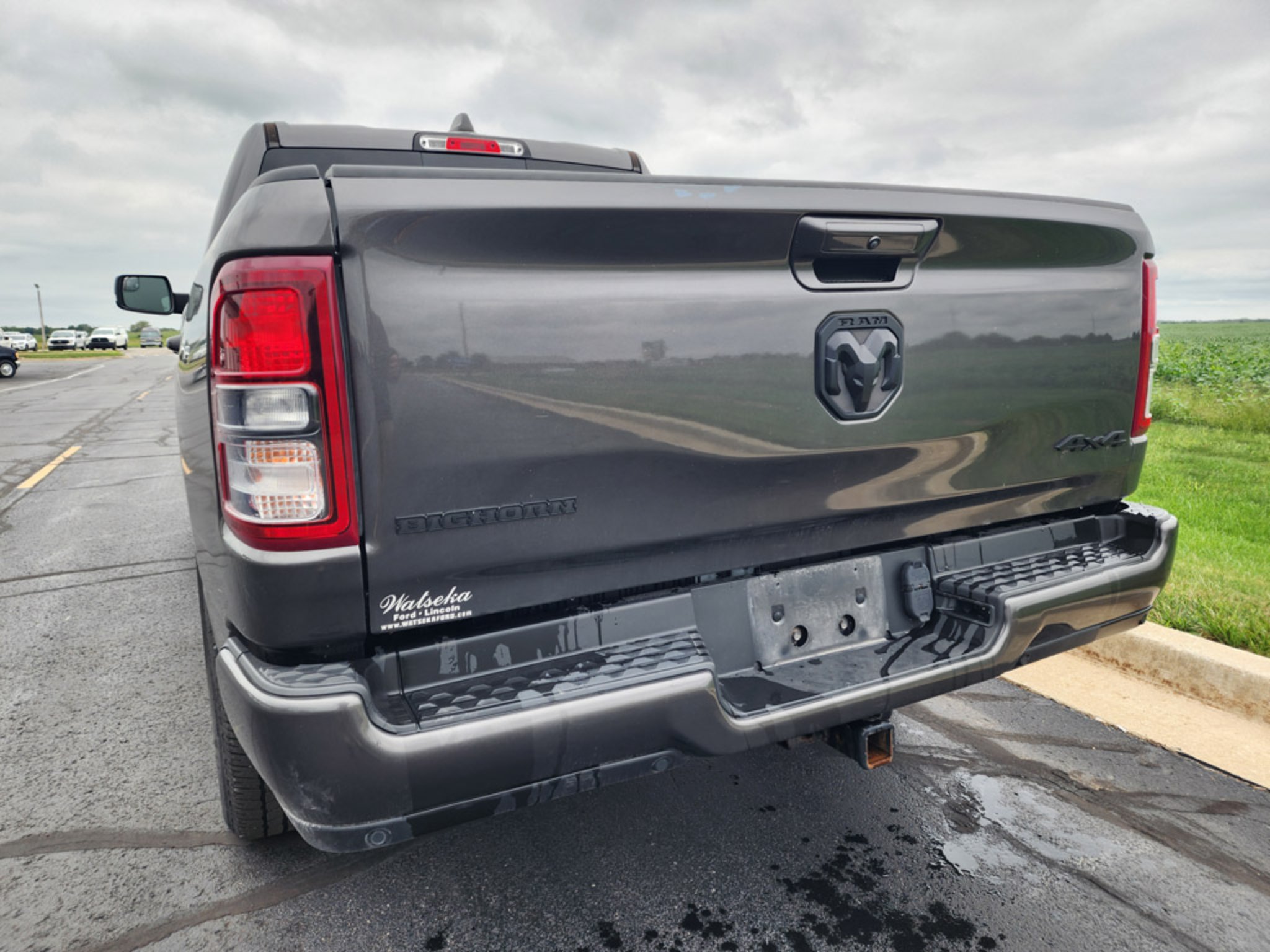 Used 2021 Granite Crystal Metallic Clearcoat Ram Big Horn image 3