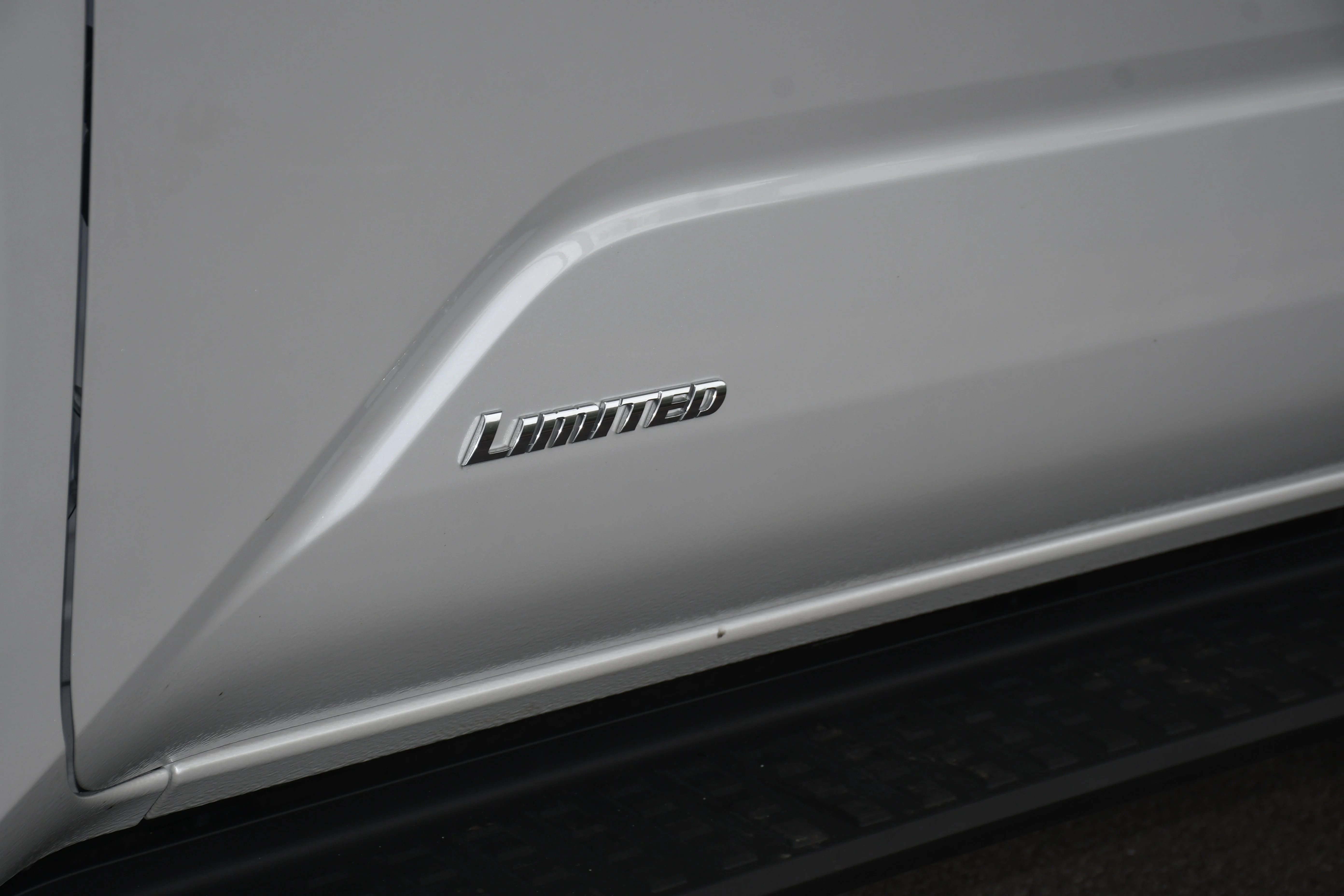 Used 2025 Beige Toyota Limited image 25