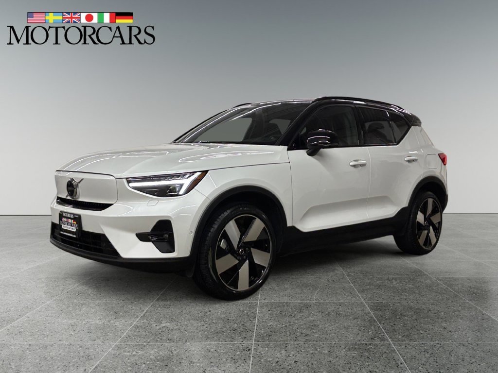 Certified Used 2023 Crystal White Volvo Ultimate image 7
