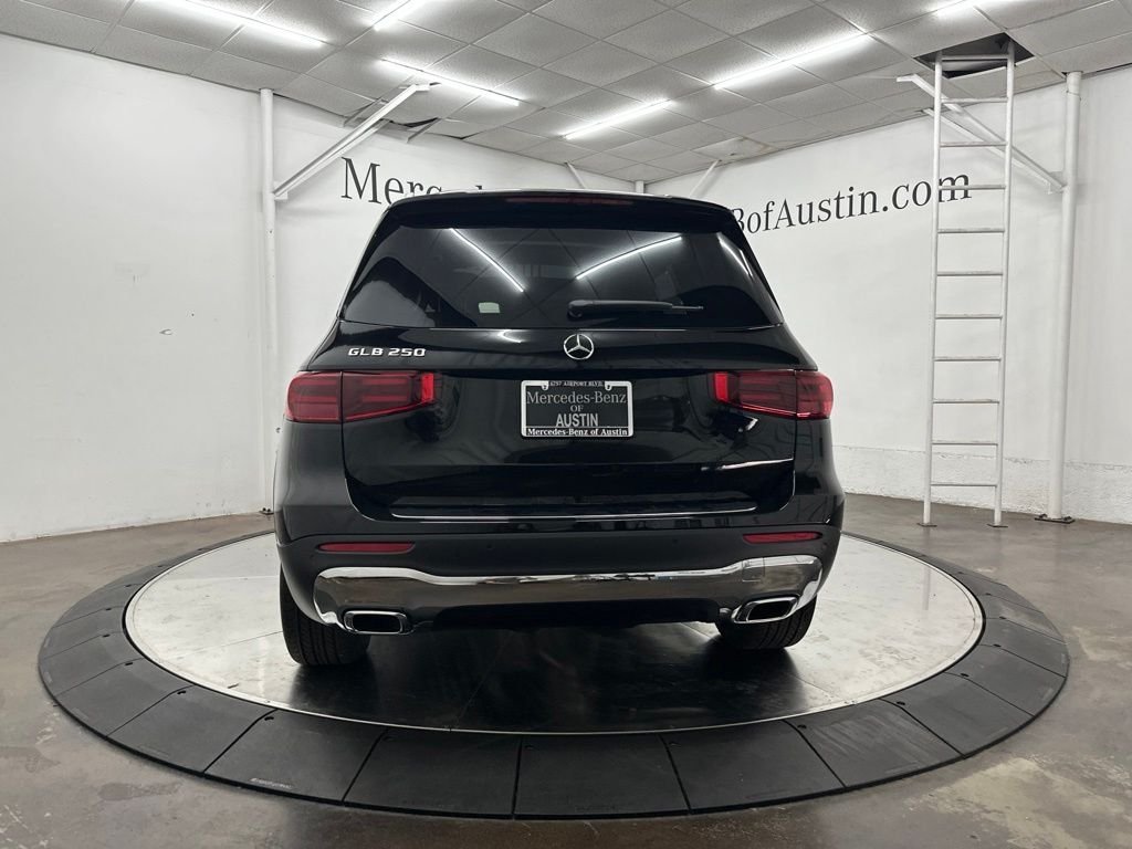 New 2026 Night Black Mercedes-Benz GLB 250 image 6