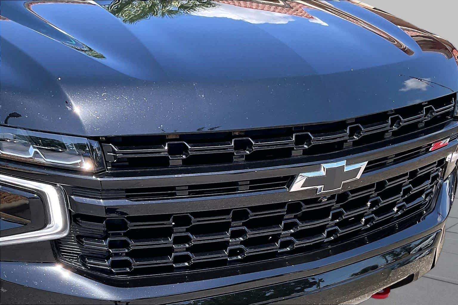 Used 2023 Black Chevrolet Z71 image 58