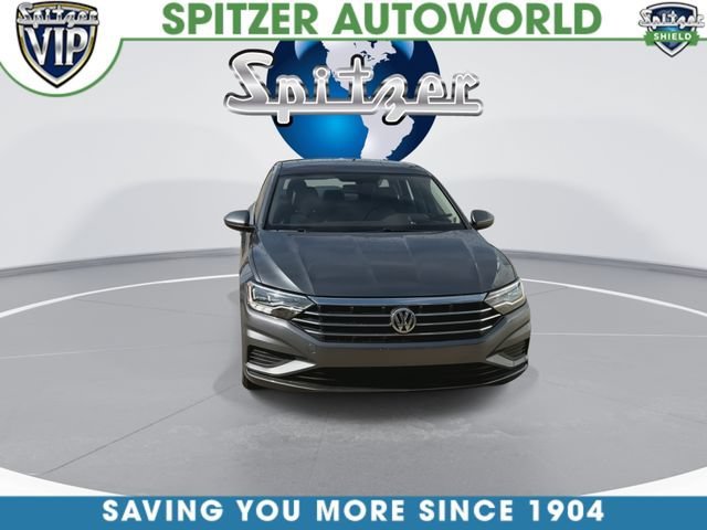 Used 2019  Volkswagen S image 4