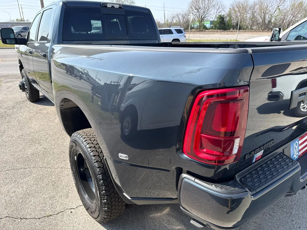 New 2026 Blue Ram Laramie image 6