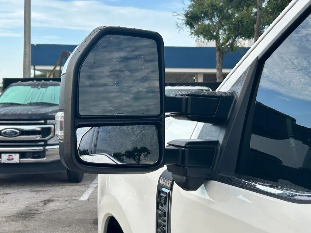 Used 2024 White Metallic Ford King Ranch image 19