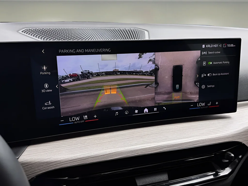 Used 2025 Black BMW xDrive40 image 9