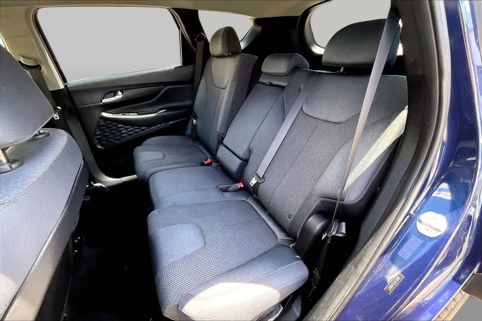 Used 2019 Stormy Sea Hyundai SE image 21