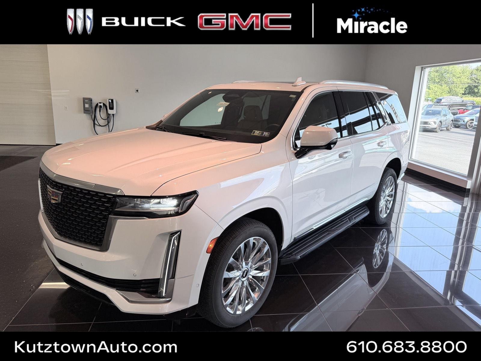 Used 2021 CRYSTAL WHITE TRICOAT Cadillac Premium Luxury image 1