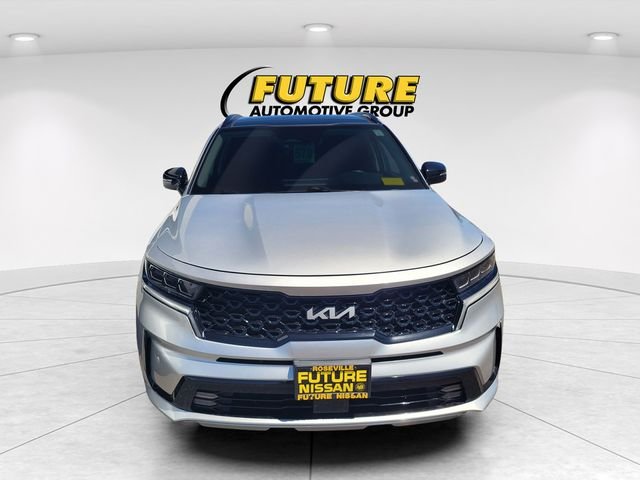 Used 2022 Silver Kia SX image 2
