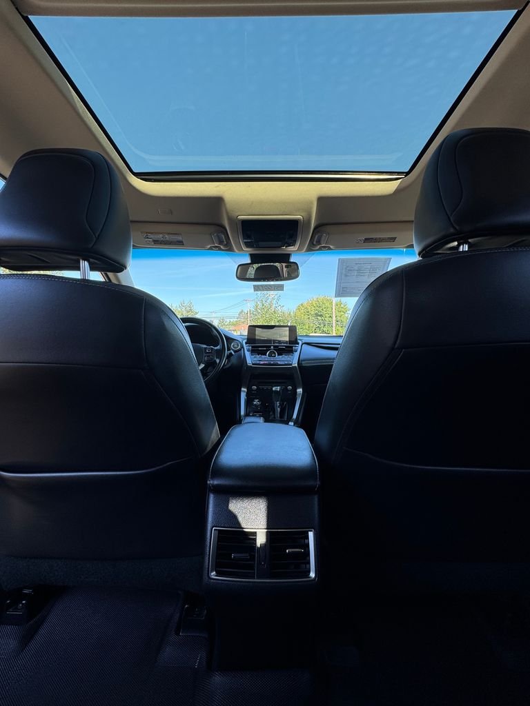 Used 2019 Atomic Silver Lexus 300 Base image 28