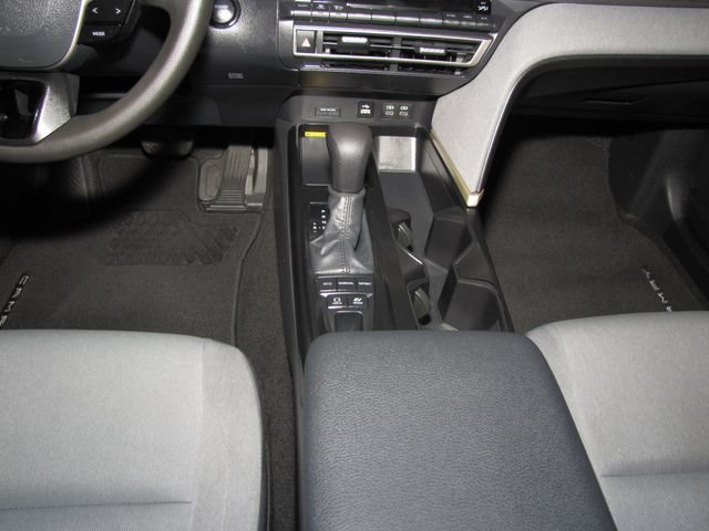 Used 2025 White Toyota  image 16