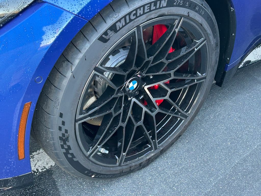 New 2027 Portimao Blue Metallic BMW Base image 3