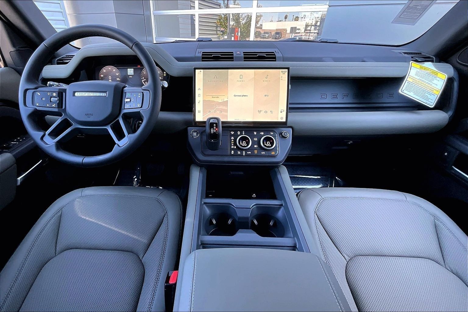New 2026 Santorini Black LAND ROVER S image 5