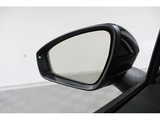 New 2026 Deep Black Pearl Volkswagen 2.0T SE image 17