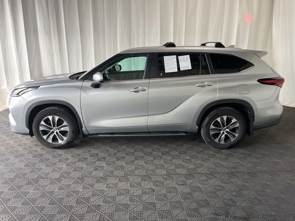Used 2024 Celestial Silver Metallic Toyota XLE image 29