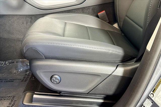 New 2026 Selenite Grey Metallic Mercedes-Benz GLS 450 image 47