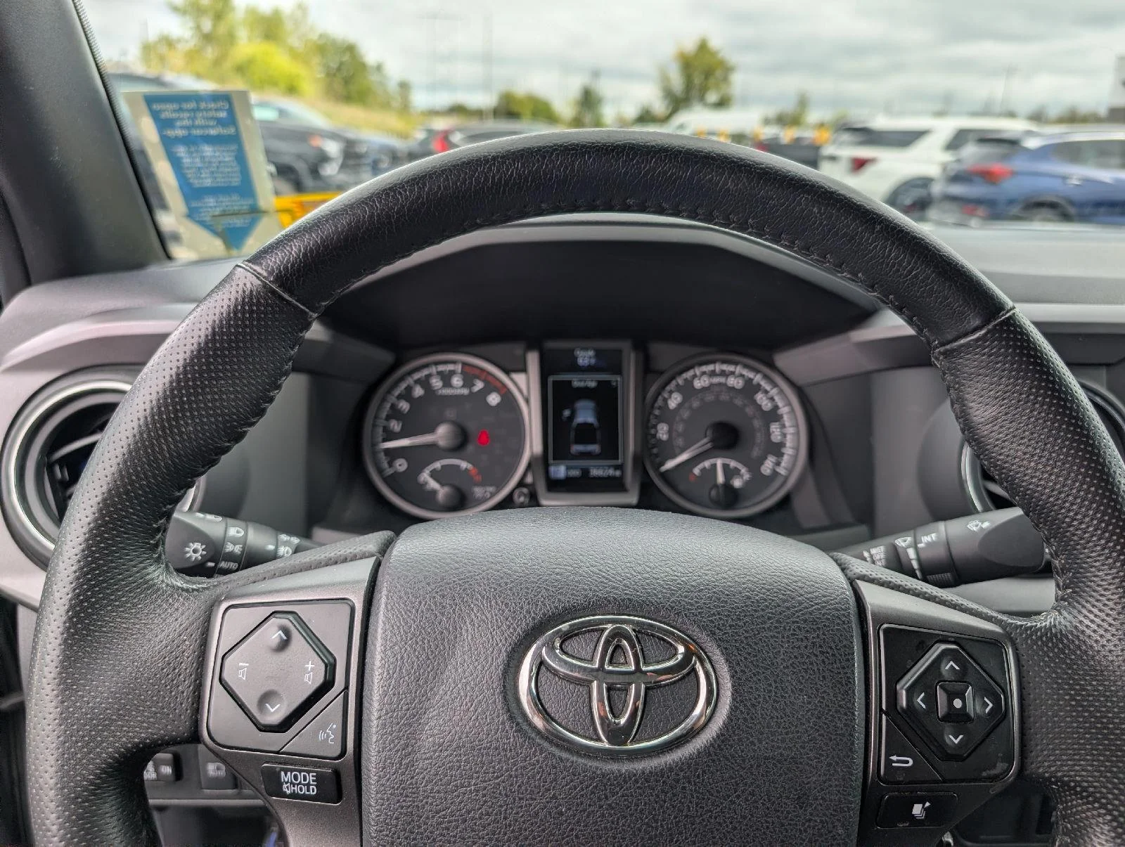 Used 2023  Toyota SR image 13