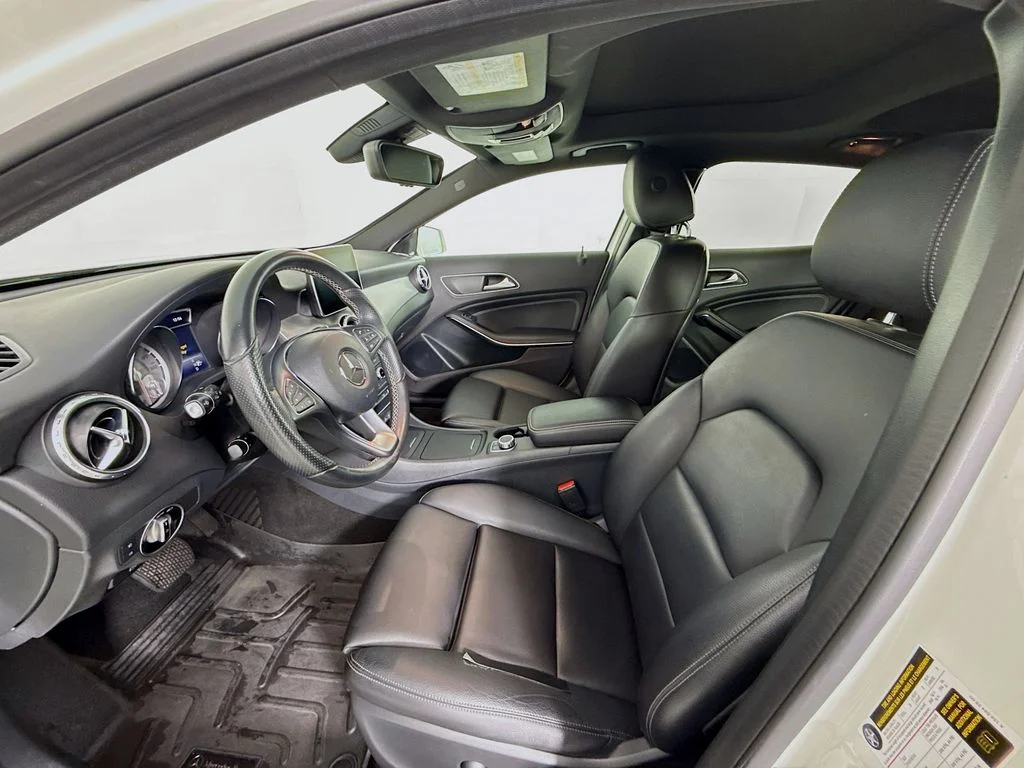 Used 2016 Cirrus White Mercedes-Benz GLA 250 image 5