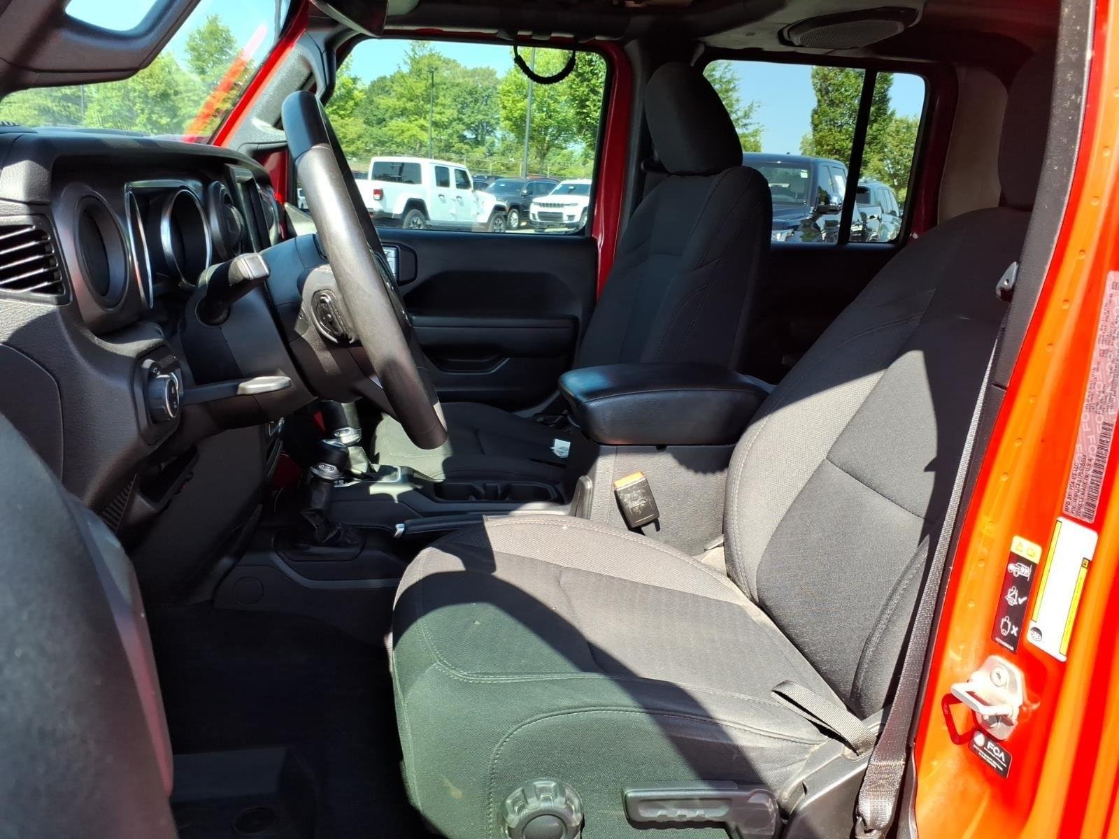 Used 2023 Firecracker Red Clearcoat Jeep Sport S image 18