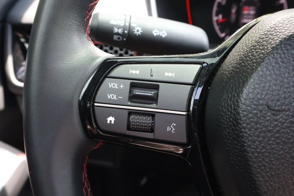 Used 2024 White Honda Base image 29