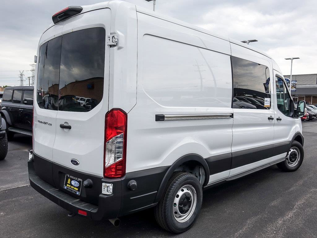 Used 2024 Oxford White Ford Base image 11