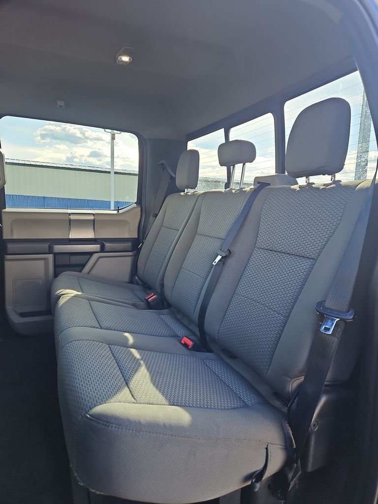 Used 2022 Black Ford XLT image 14