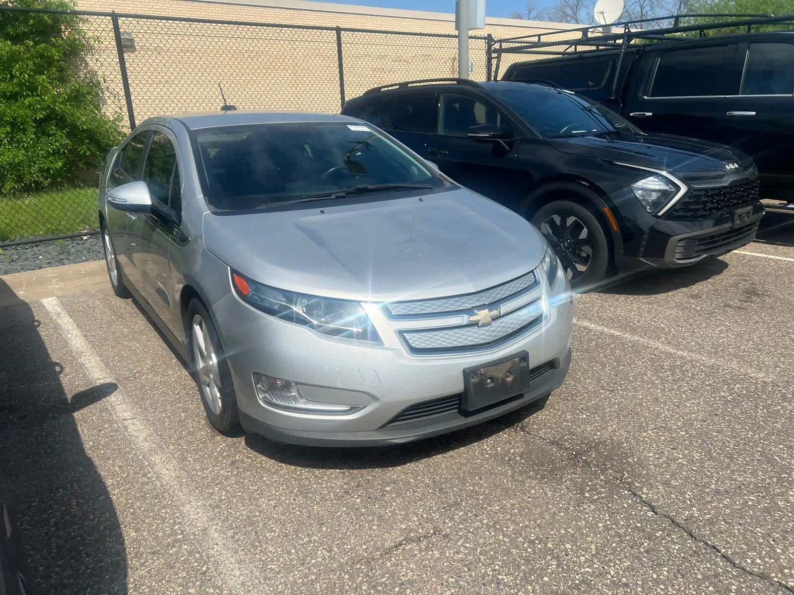 Used 2015 Chevrolet Volt Base with VIN 1G1RA6E42FU138927 for sale in Minneapolis, MN