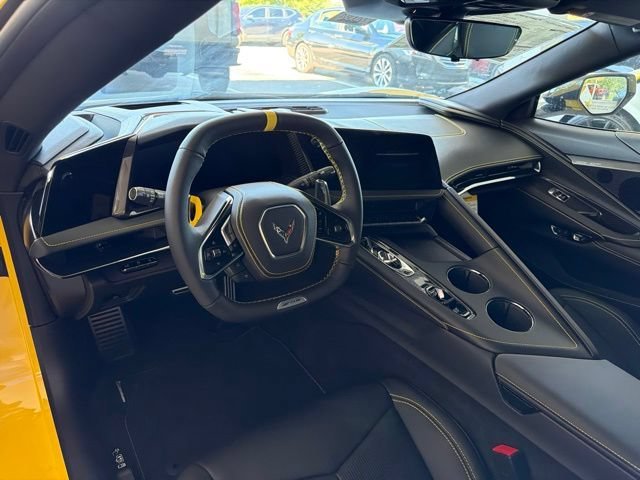 2027 Chevrolet Corvette 2LZ - Photo 13