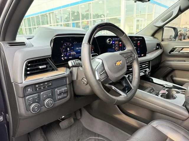 Used 2025 Gray Chevrolet High Country image 10