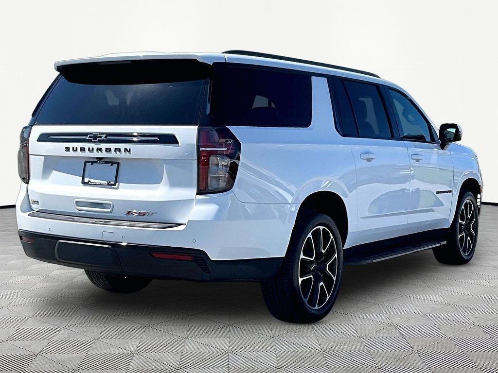 Used 2024 Summit White Chevrolet RST image 6