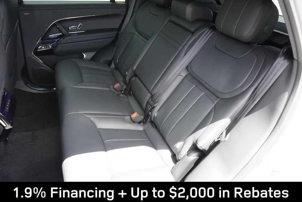 New 2026 Borasco Grey LAND ROVER SE image 30