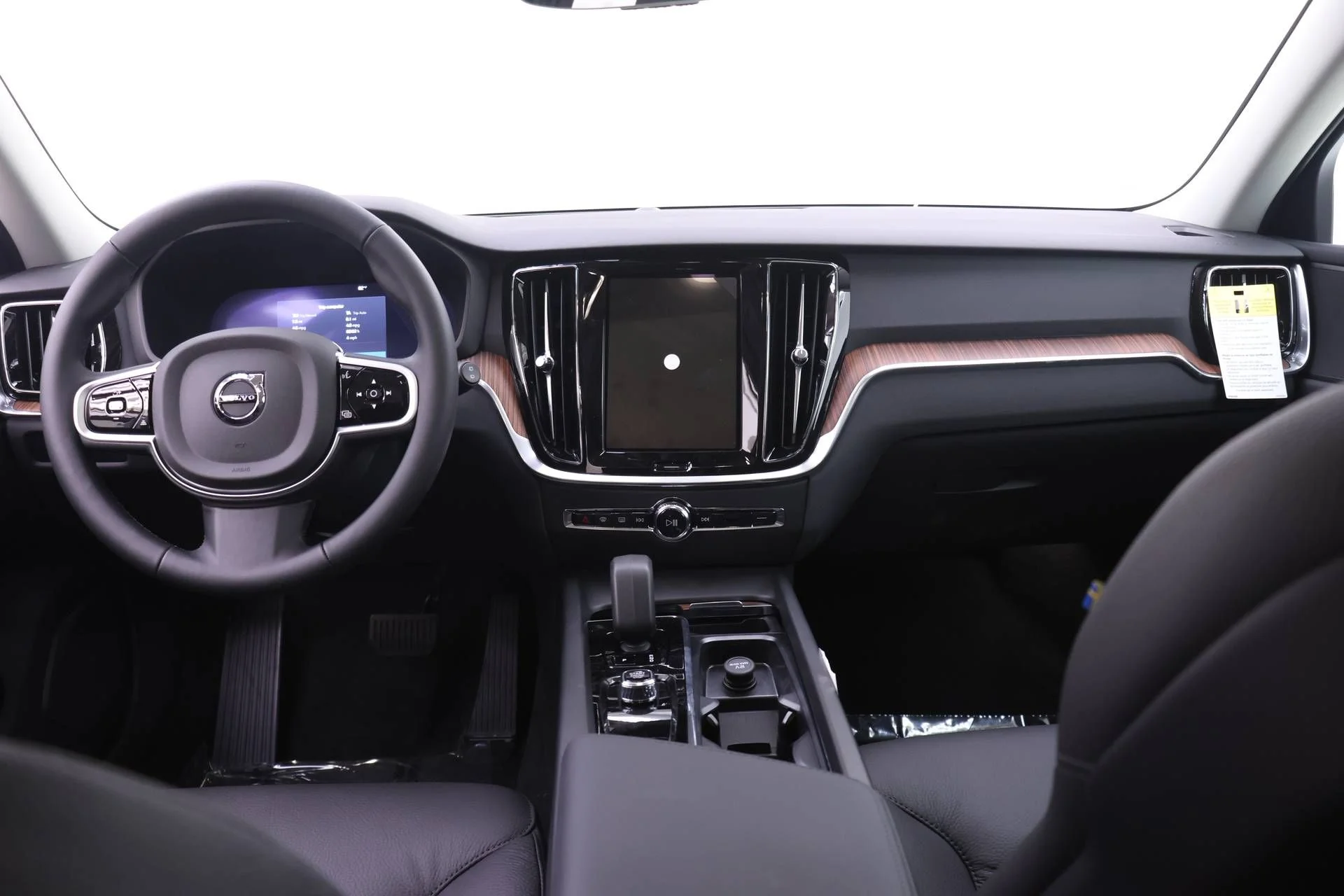 New 2026 Crystal White Volvo Plus image 8