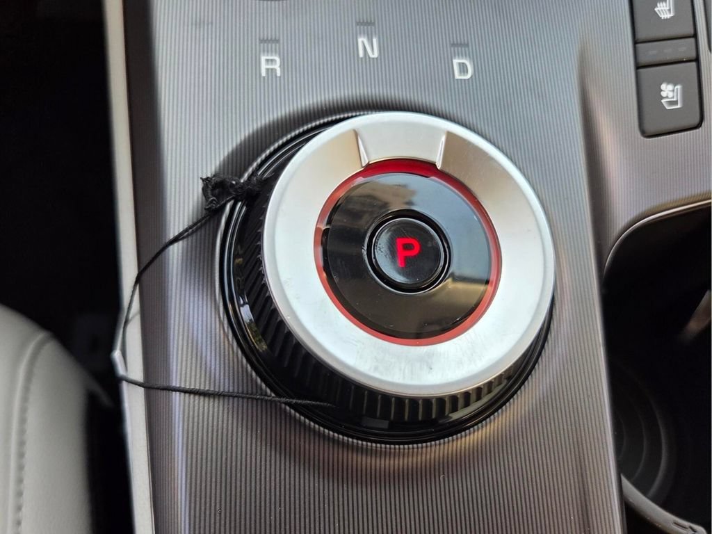 New 2027 Gravity Gray Kia SX Prestige image 28