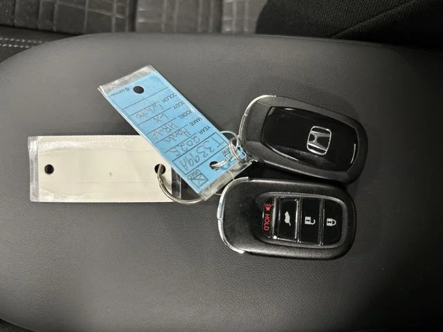 Certified Used 2025 Lunar Silver Metallic Honda LX image 23