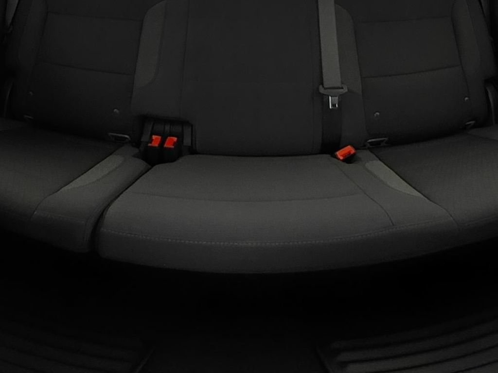2025 Chevrolet Silverado 1500 Custom - Photo 13