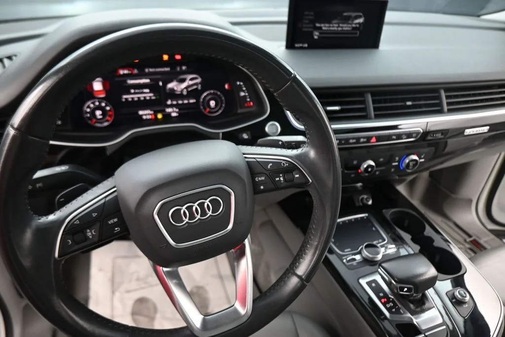 Used 2019  Audi 55 Premium image 40