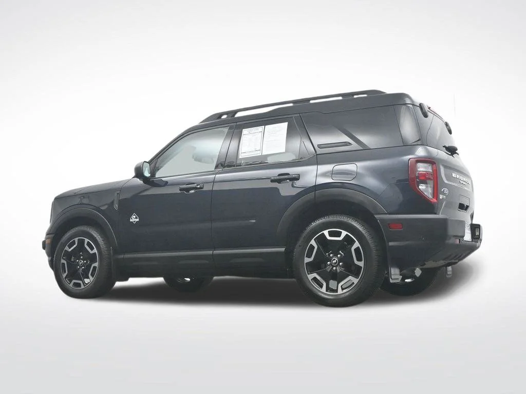 Used 2022 Blue Metallic Ford Outer Banks image 52