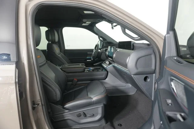 New 2027 Marsh Gray Ford Tremor® image 32