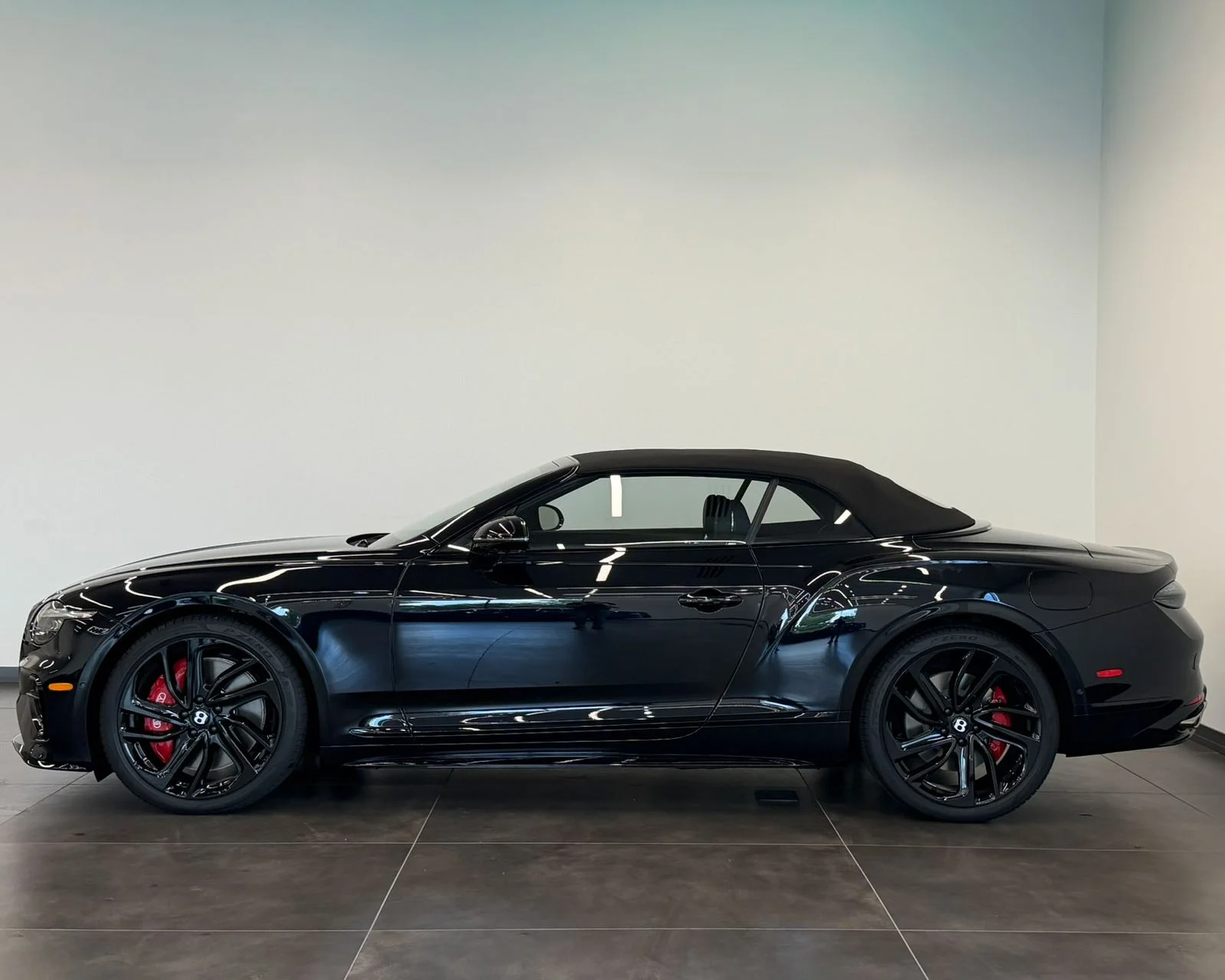 New 2026  Bentley V8 S image 11