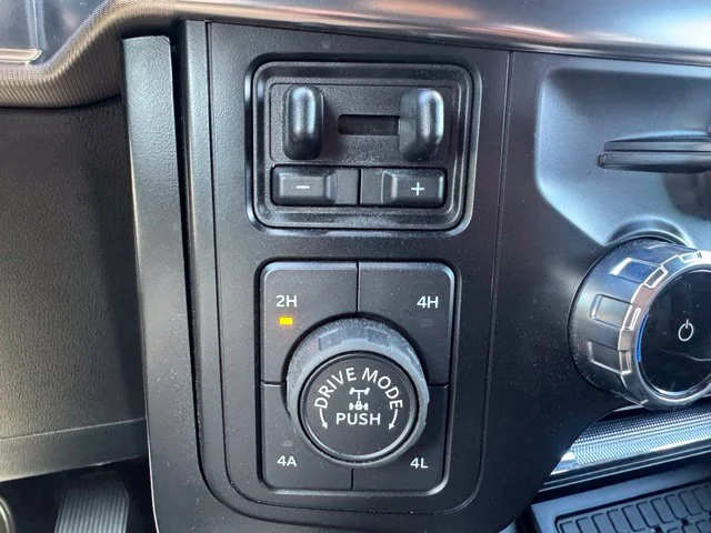 Used 2023 White Ford Raptor image 27