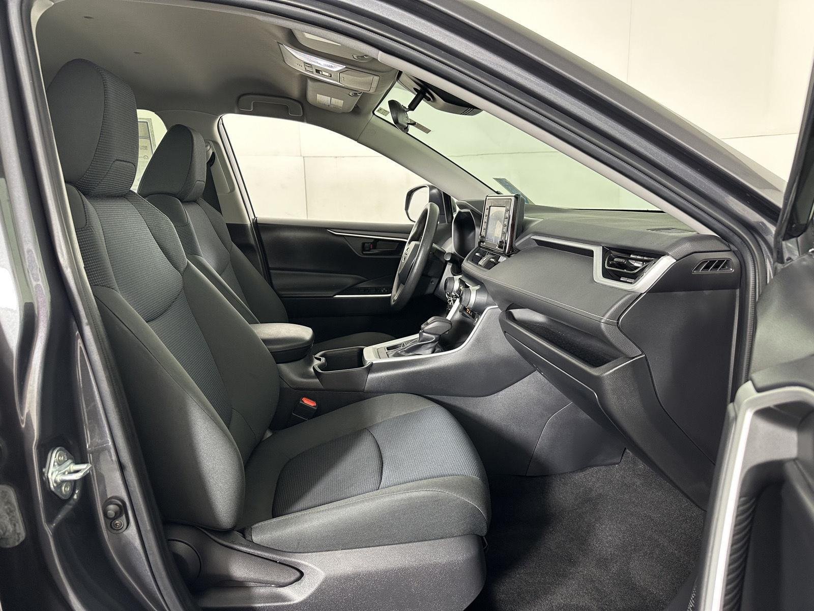 Used 2022 Magnetic Gray Metallic Toyota LE image 25