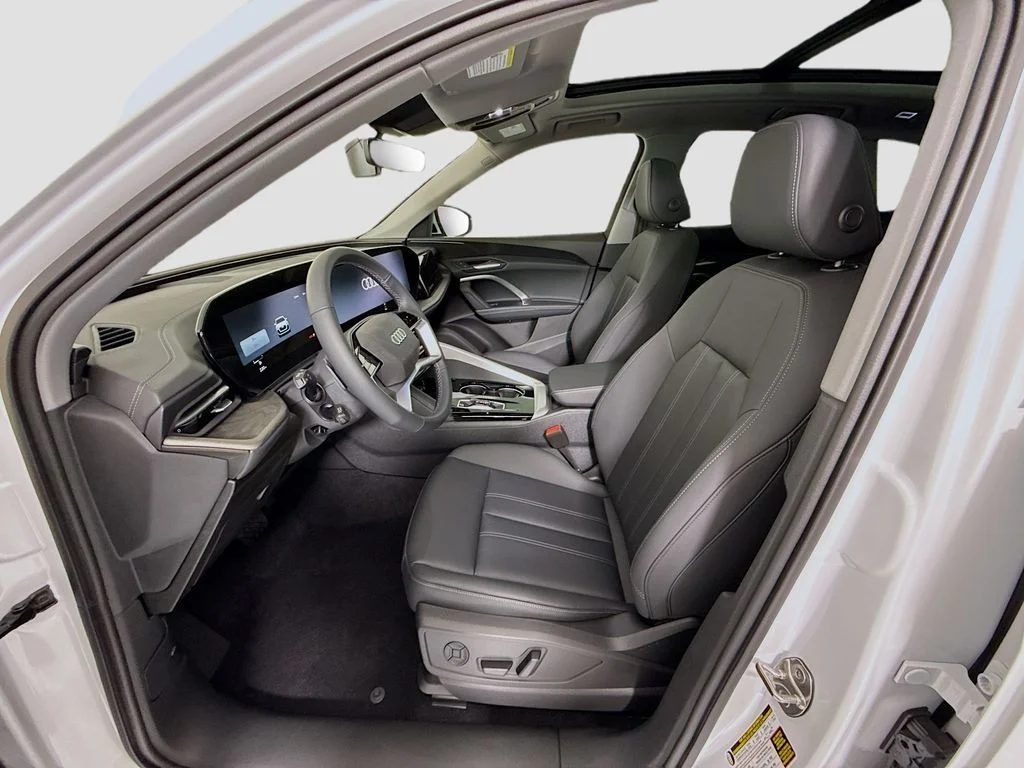 Used 2026 White Audi  image 21