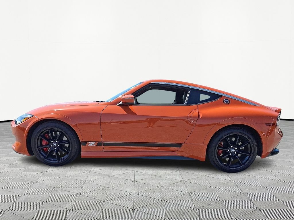 Used 2024 Orange Nissan Performance image 4