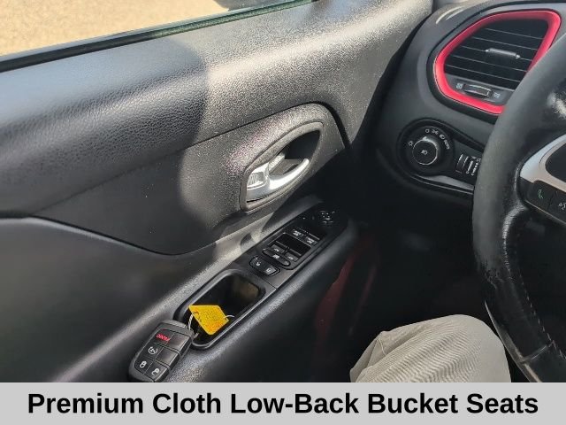 Used 2020 White Jeep Trailhawk image 11