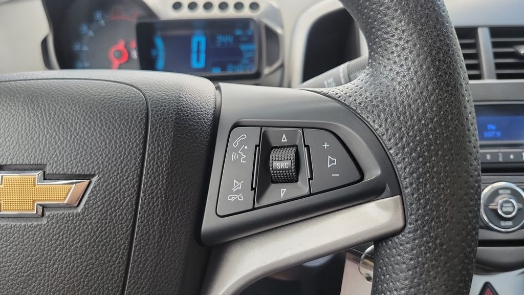 2014 Chevrolet Sonic LT - Photo 21