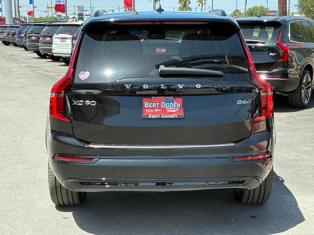 New 2026 Onyx Black Volvo Ultra image 5