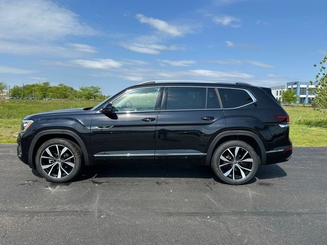 New 2026 Deep Black Pearl Volkswagen 2.0T SEL Premium R-Line image 6