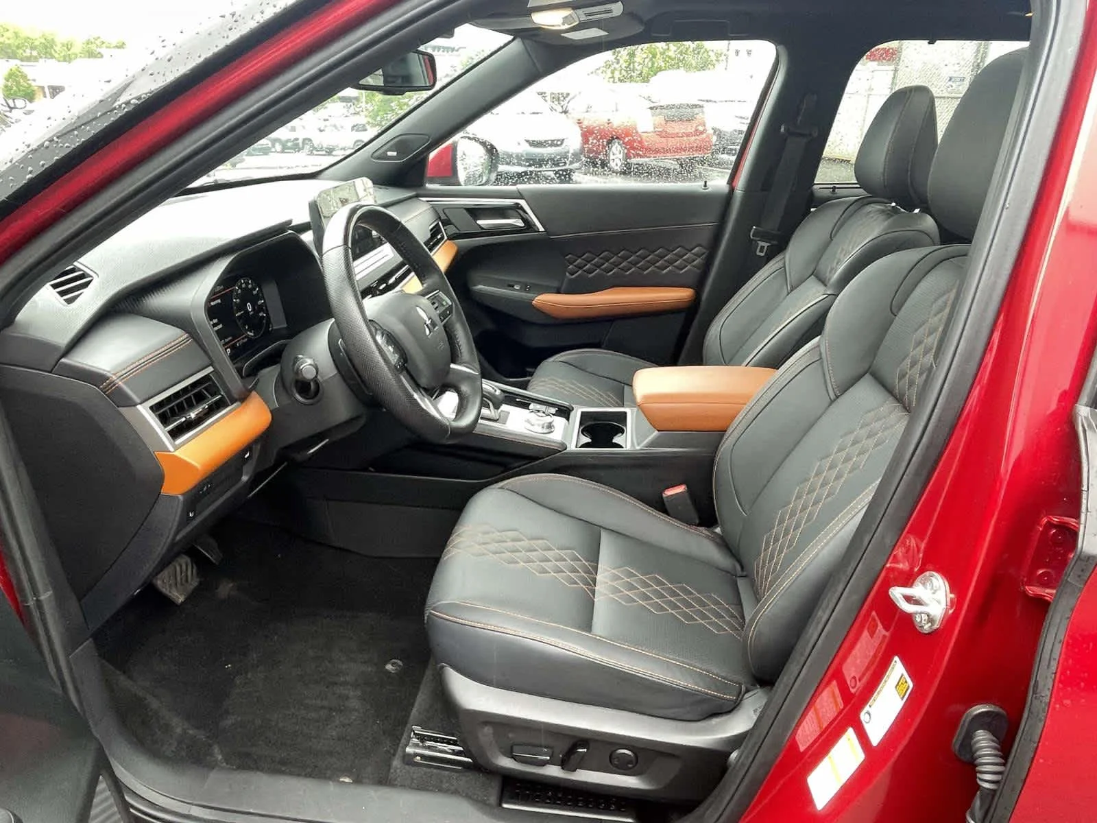 Used 2024 Red Diamond w/ Black Roof Mitsubishi SEL image 17